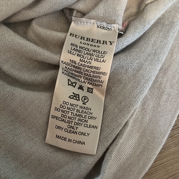 Burberry London classic check wool cashmere sweater Sz S - Picture 9 of 16